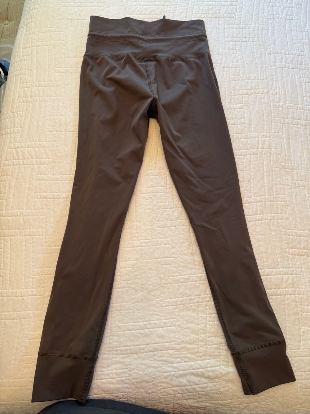 Vuori Women's Leggings in light brown